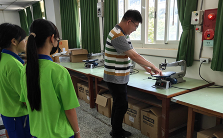 小学英语口语如何练习：从课堂表达延伸到日常情境